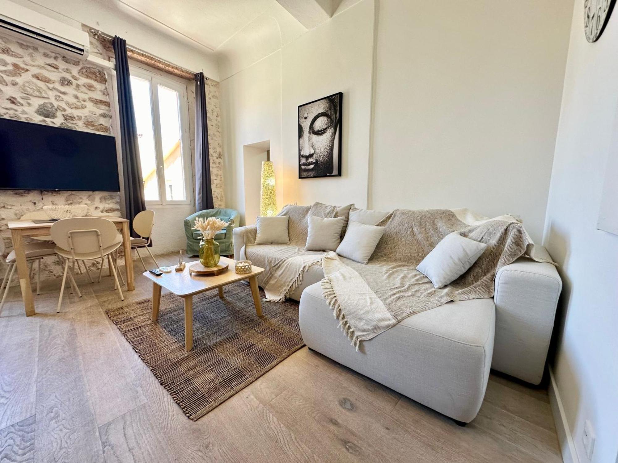Gorgeous Brand New 2 Bedrooms アンティーブ エクステリア 写真